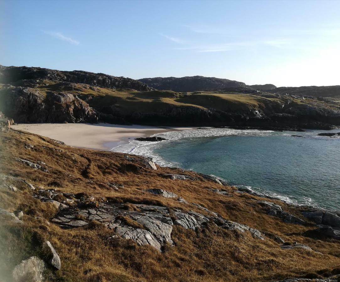Achmelvich View Self Catering Apartment Lochinver Exterior photo