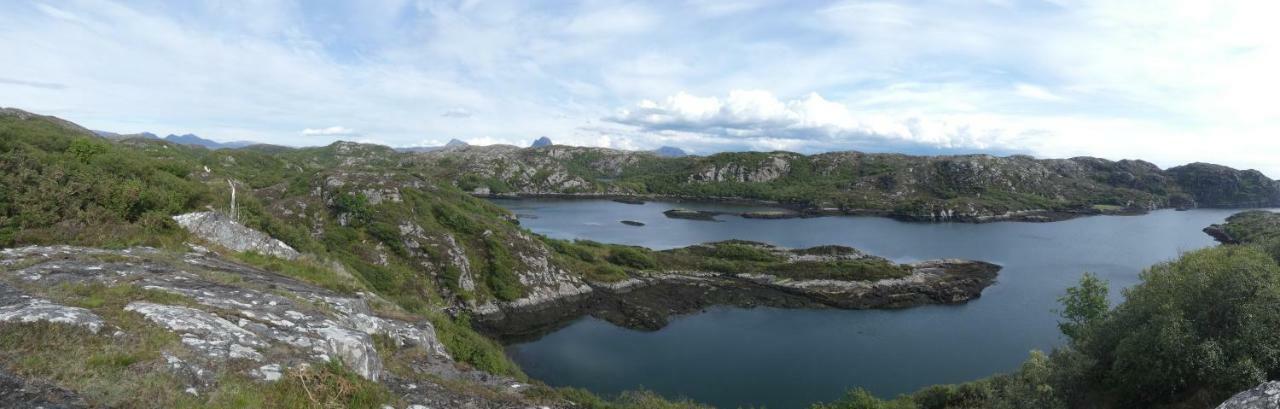 Achmelvich View Self Catering Apartment Lochinver Exterior photo