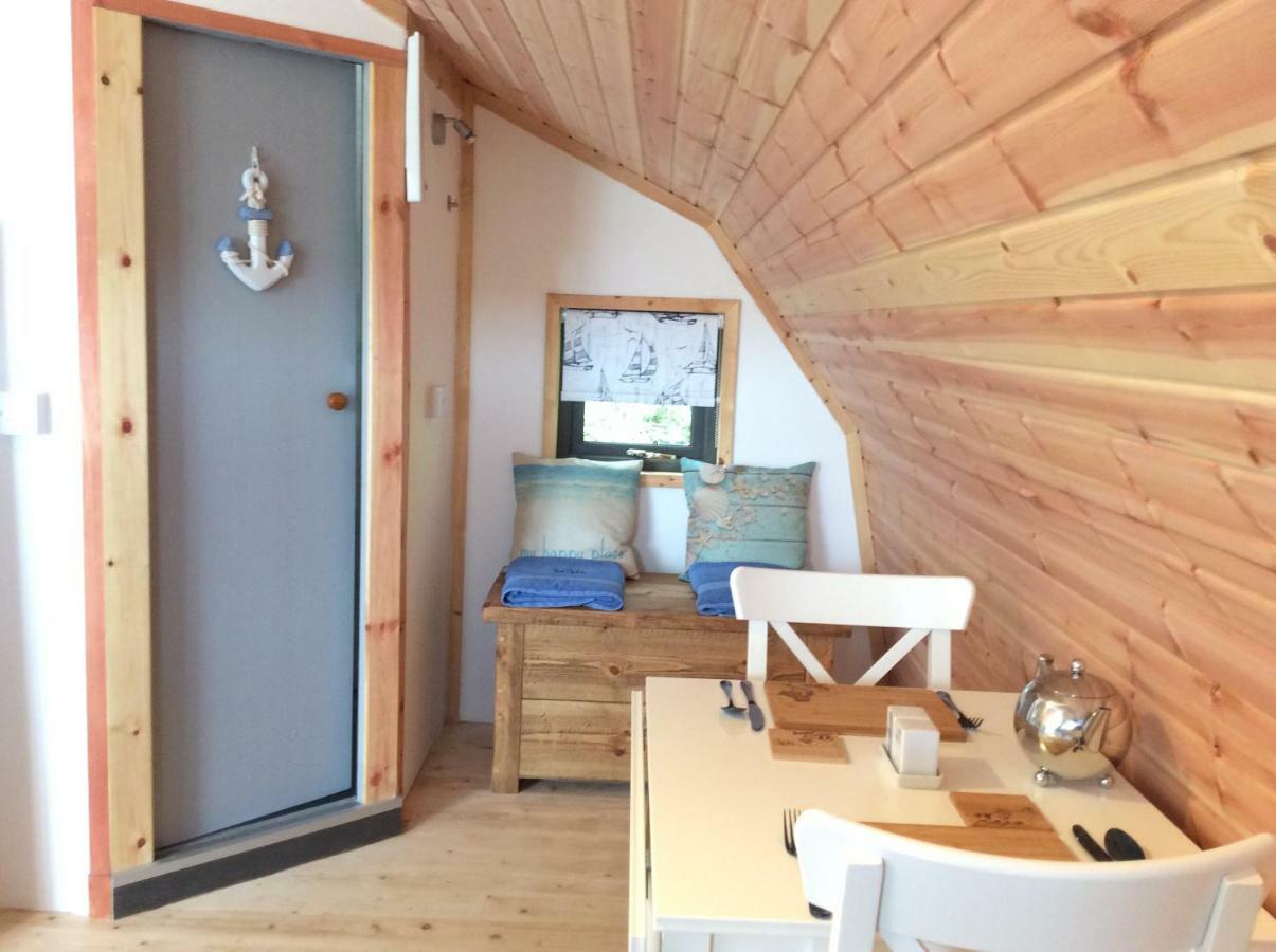 Achmelvich View Self Catering Apartment Lochinver Exterior photo